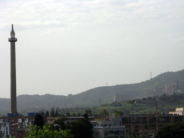 “Sesow in Barcelona,” Galeria ArteVistas, Barcelona, Spain, 2009: photograph 2 (Posted by Matt Sesow on Facebook, May 20, 2009)