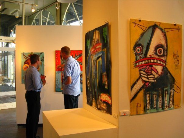 Mayer Fine Art, Norfolk, VA — October 3, 2009: photograph 5 (Posted by Matt Sesow on Facebook, October 5, 2009)